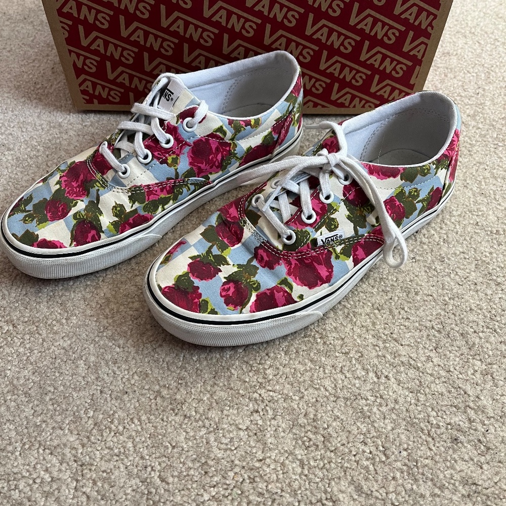 Rose Vans - Picture 2 of 5